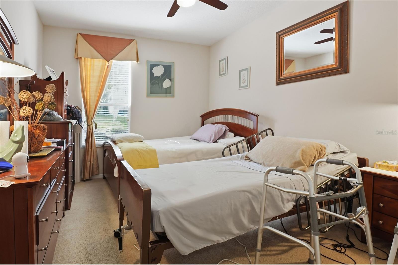 GLADES/SYLVAN LAKE PH 02 - Residential