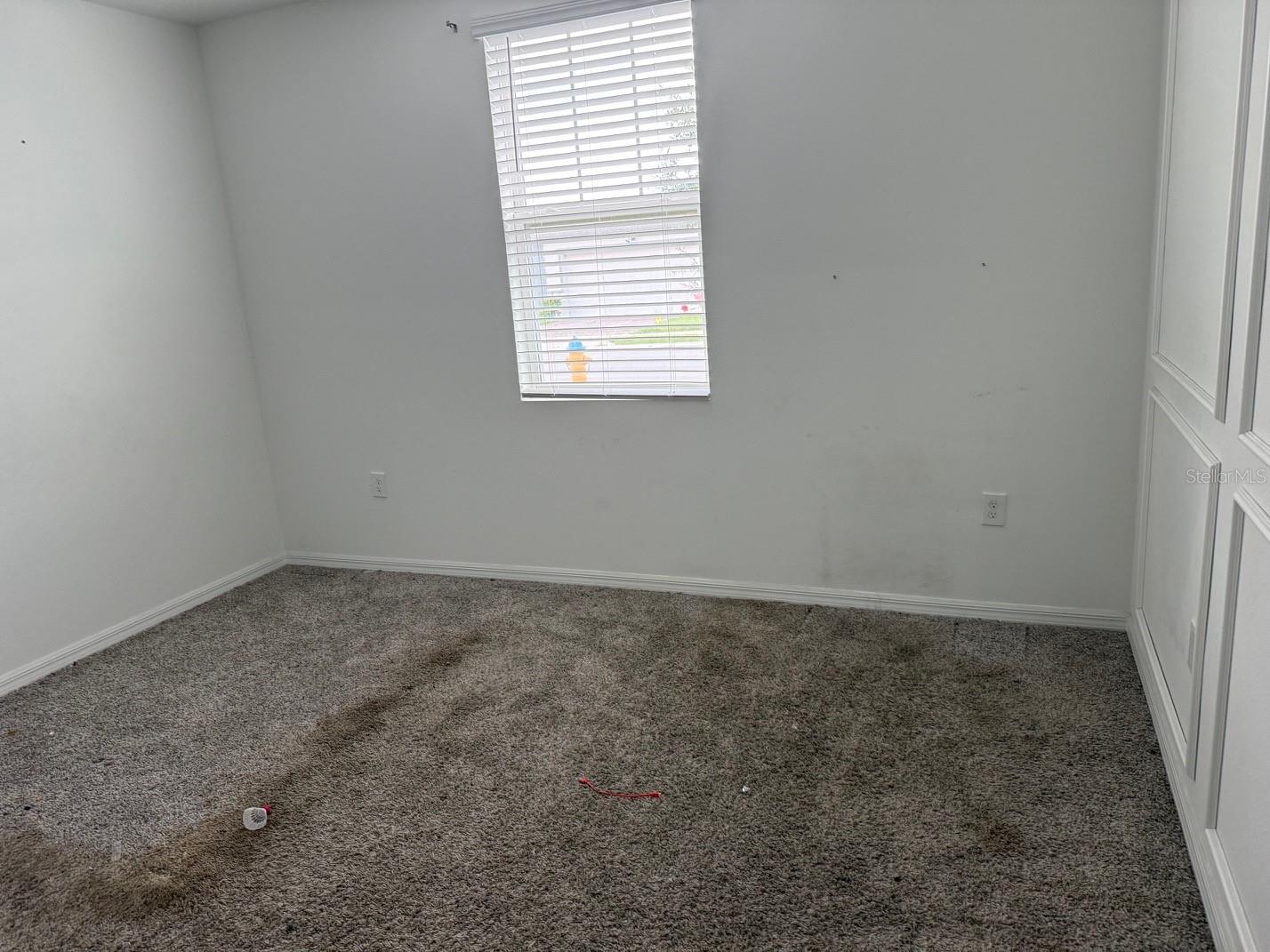 3098 LAUREL OAK LANE