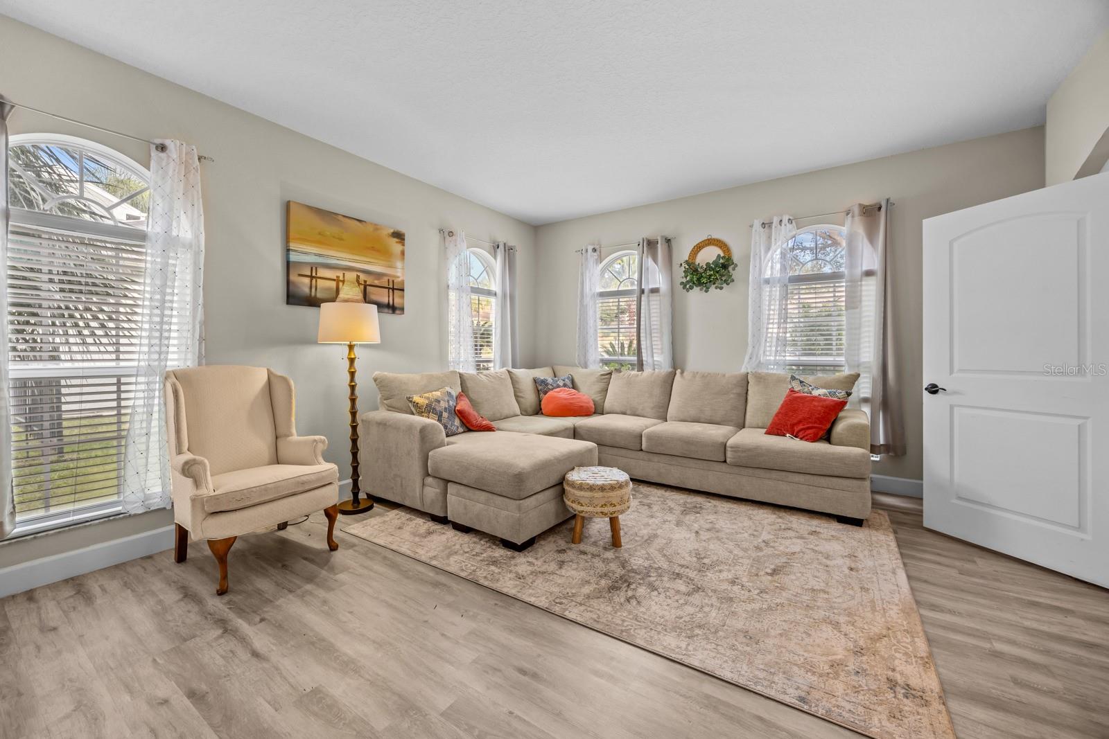 FORESTBROOKE PH 01 Q - Residential