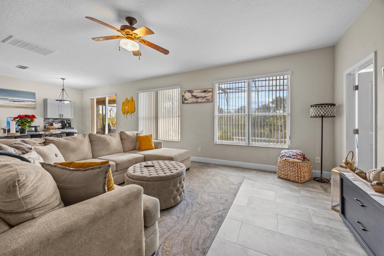 FORESTBROOKE PH 01 Q - Residential