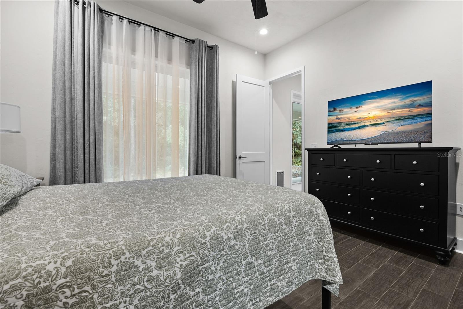 GRASSY LAKE ESTATES - Residential