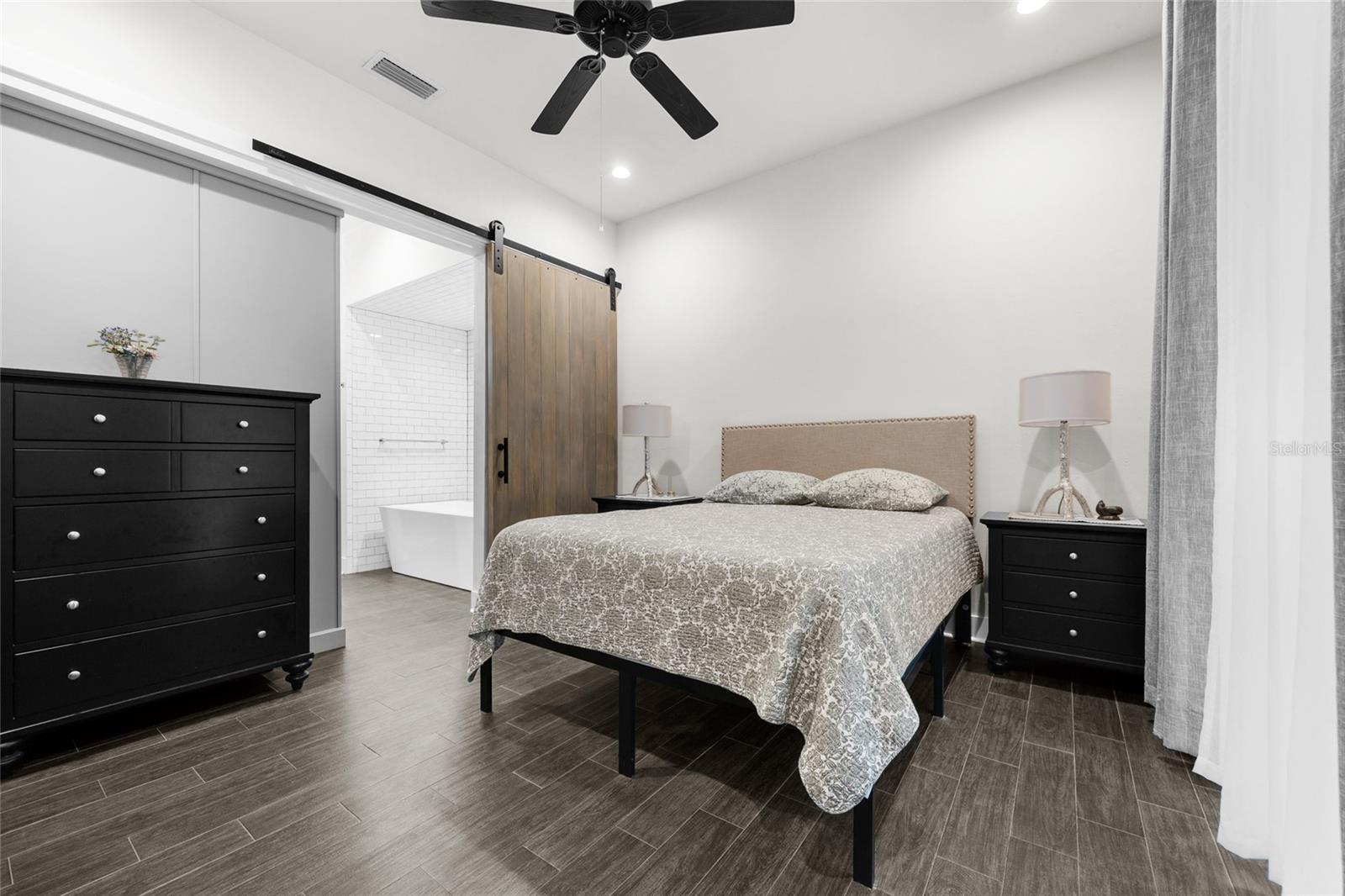 GRASSY LAKE ESTATES - Residential