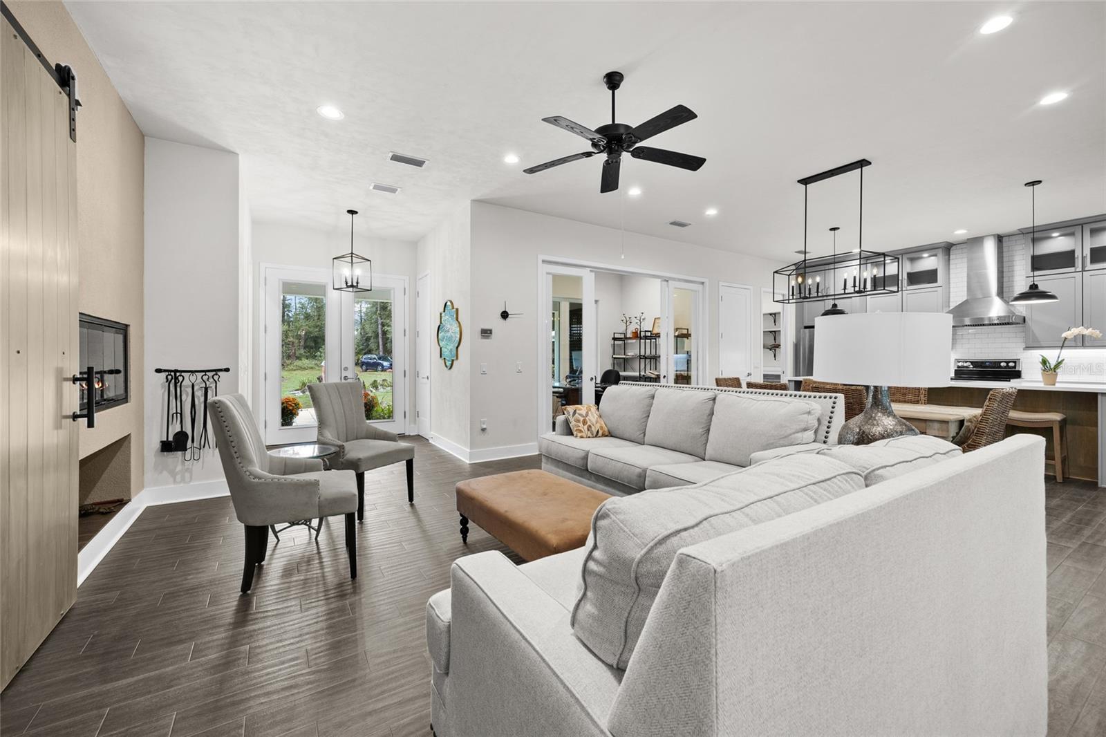 GRASSY LAKE ESTATES - Residential