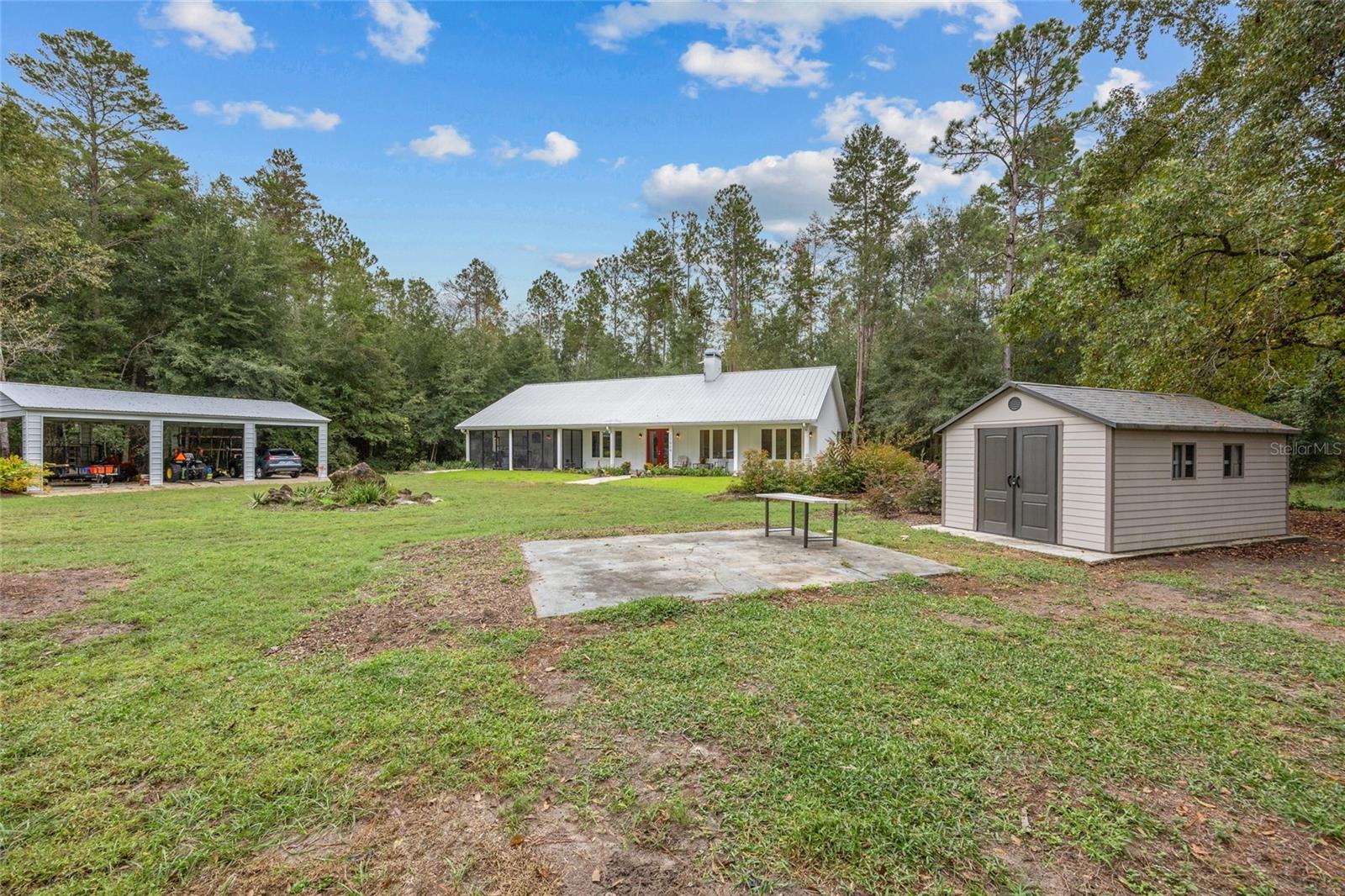 GRASSY LAKE ESTATES - Residential