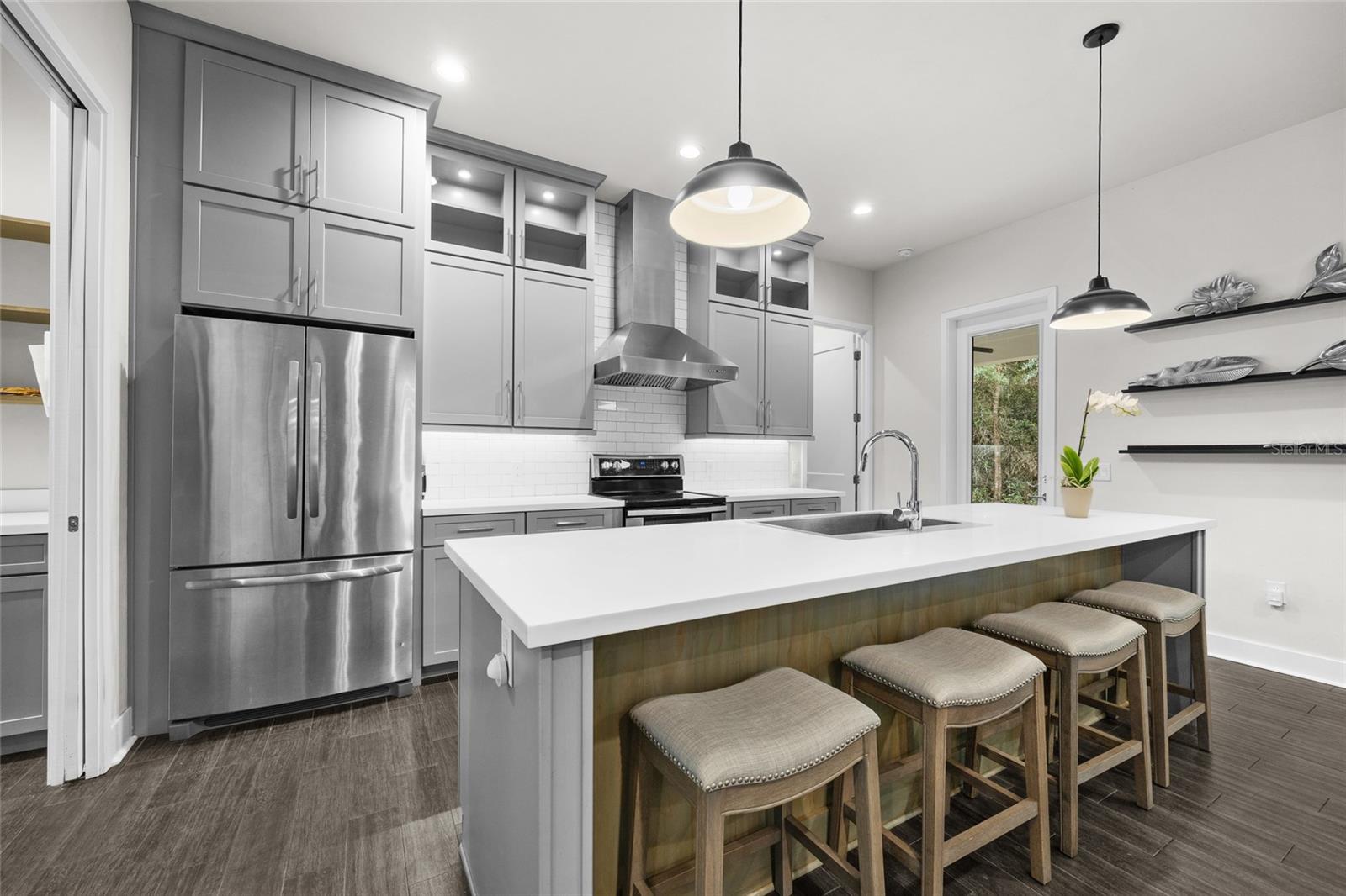 GRASSY LAKE ESTATES - Residential