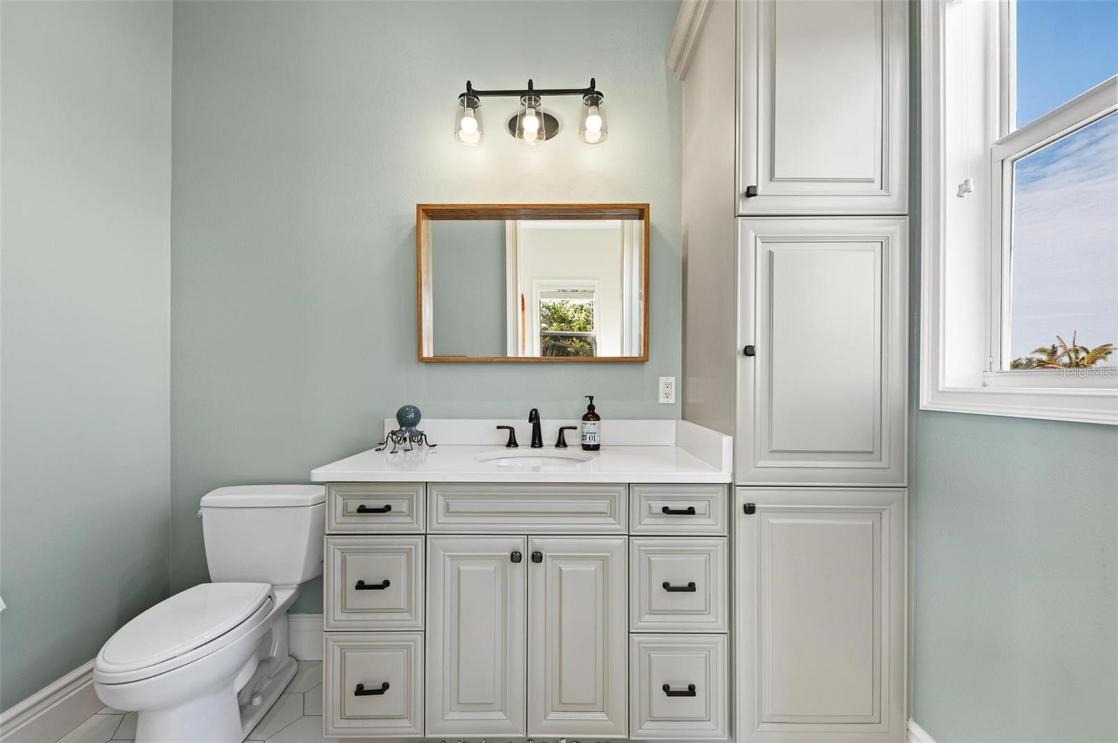 SORRENTO SHORES - Residential