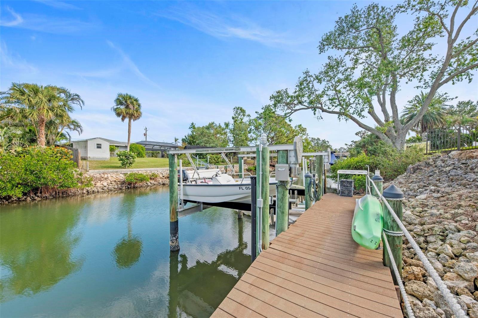 SORRENTO SHORES - Residential