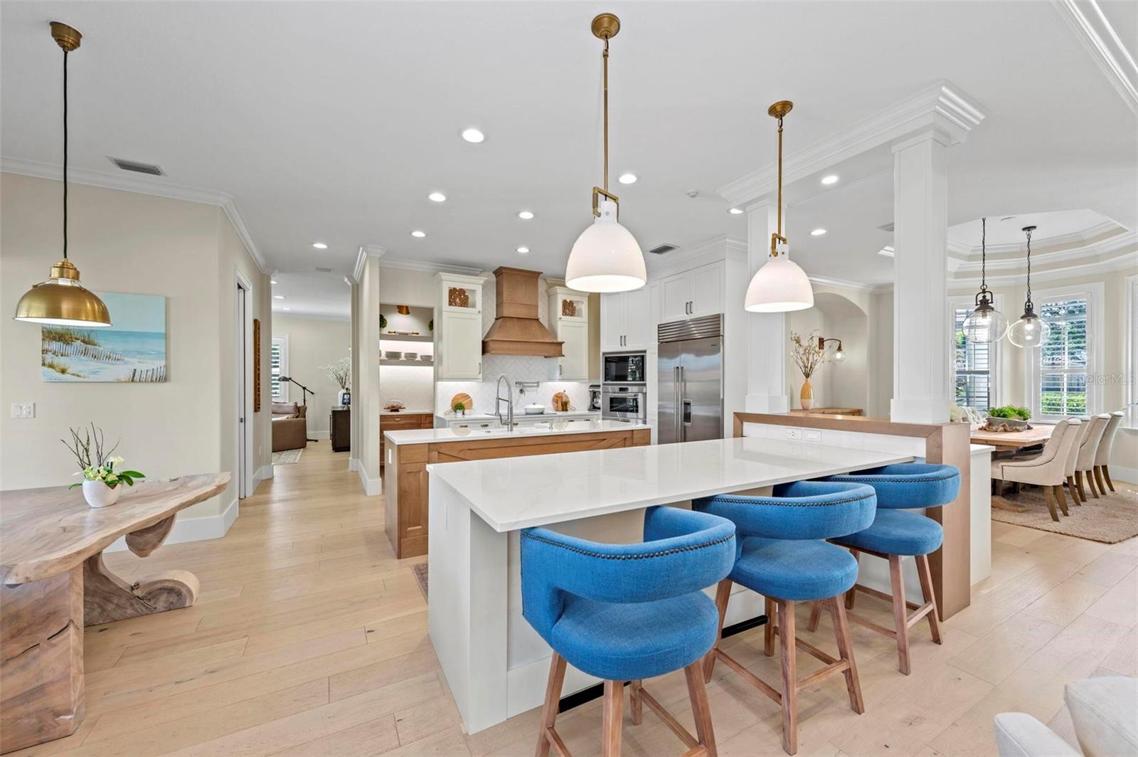 SORRENTO SHORES - Residential