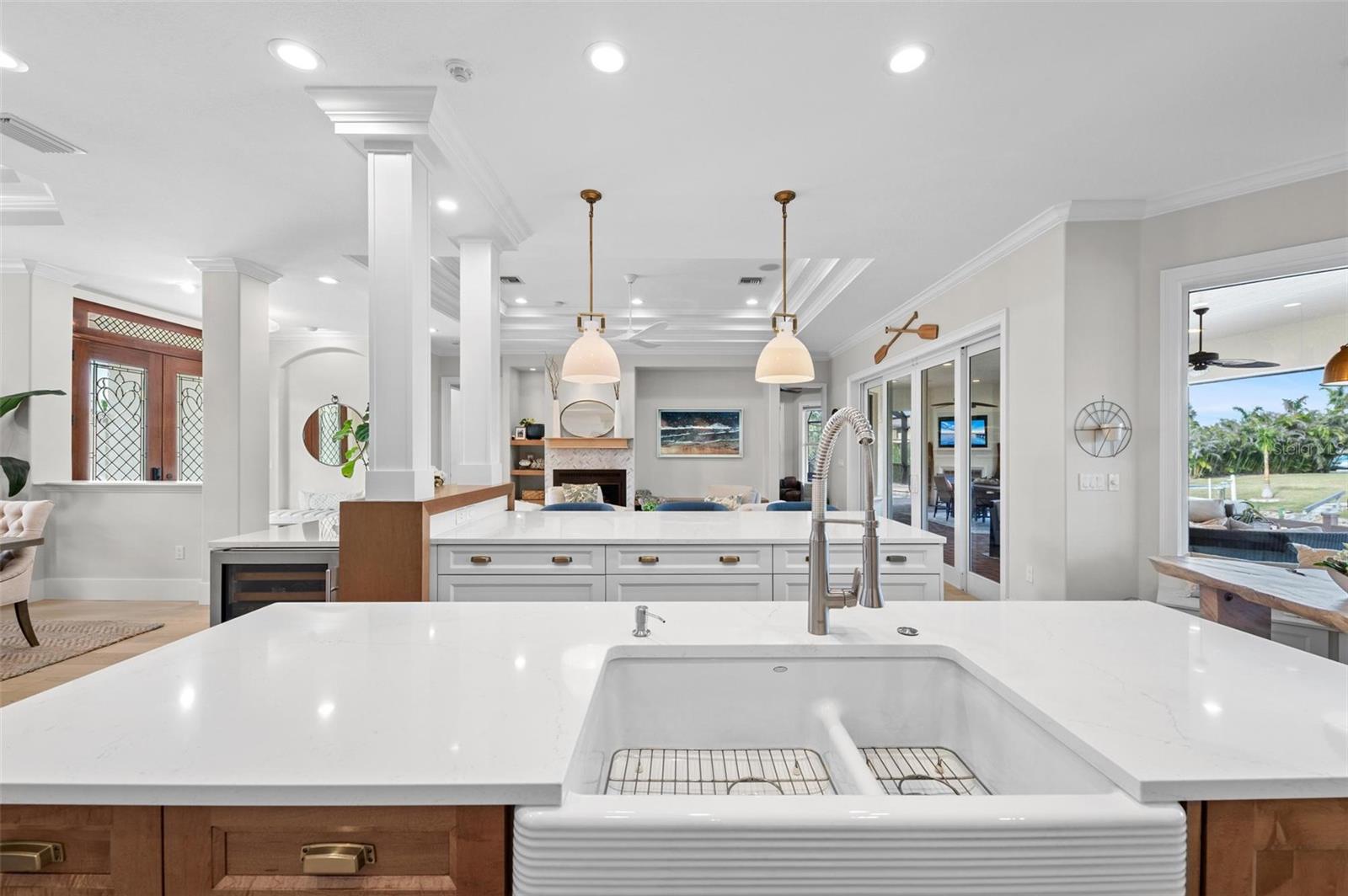 SORRENTO SHORES - Residential