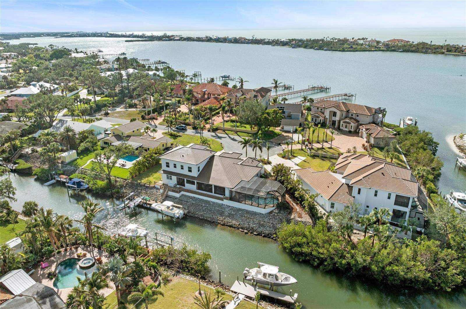 SORRENTO SHORES - Residential