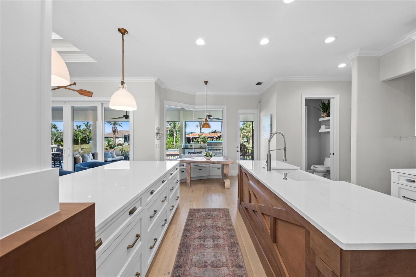 SORRENTO SHORES - Residential