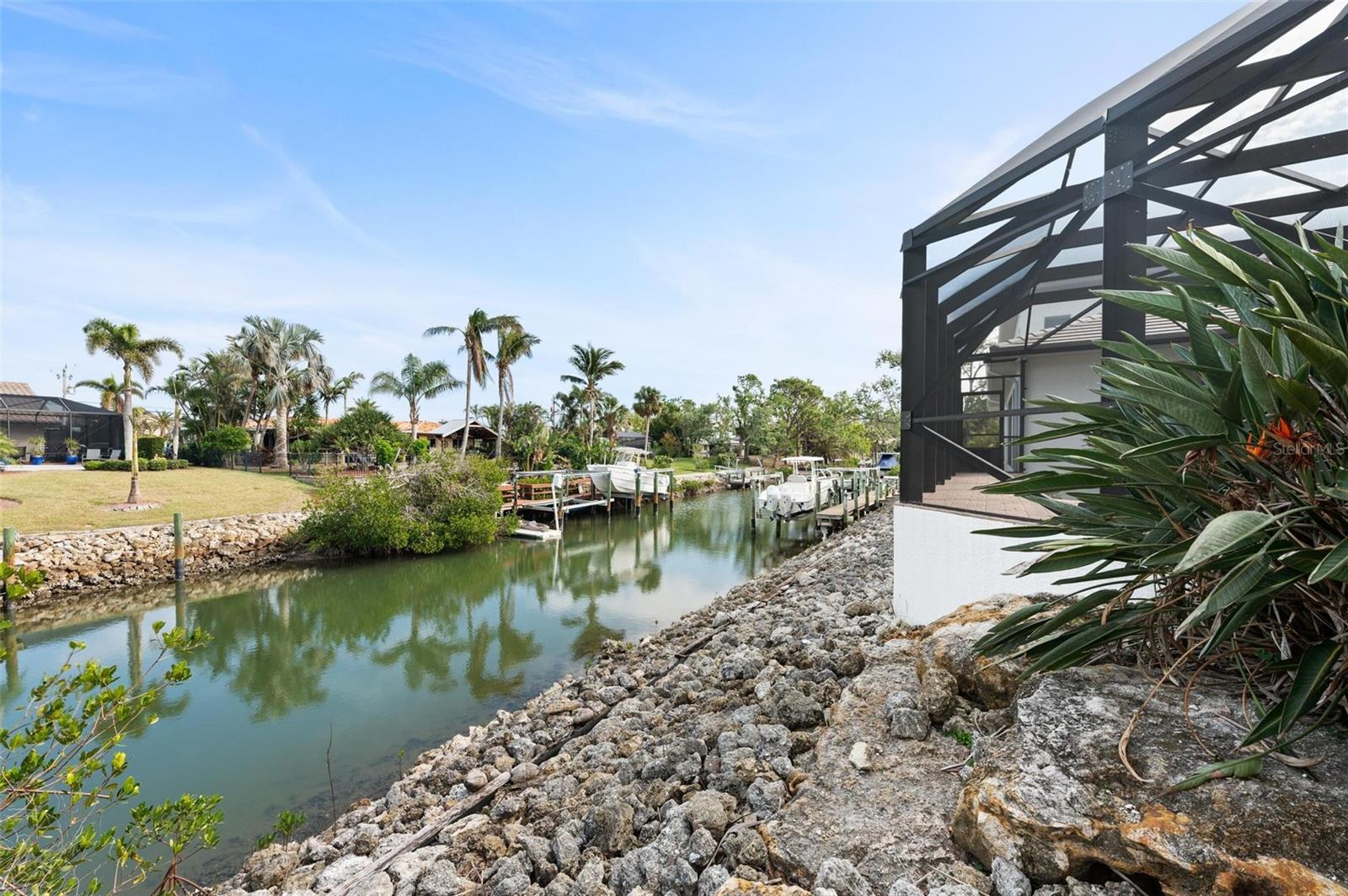 SORRENTO SHORES - Residential