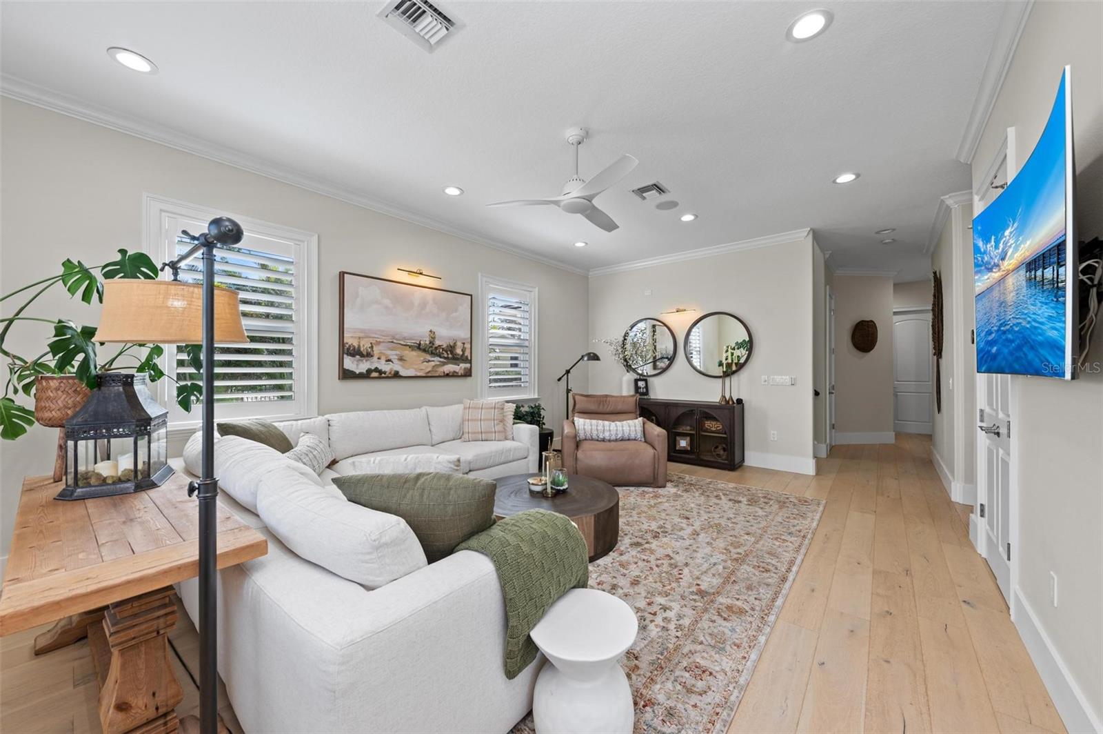 SORRENTO SHORES - Residential