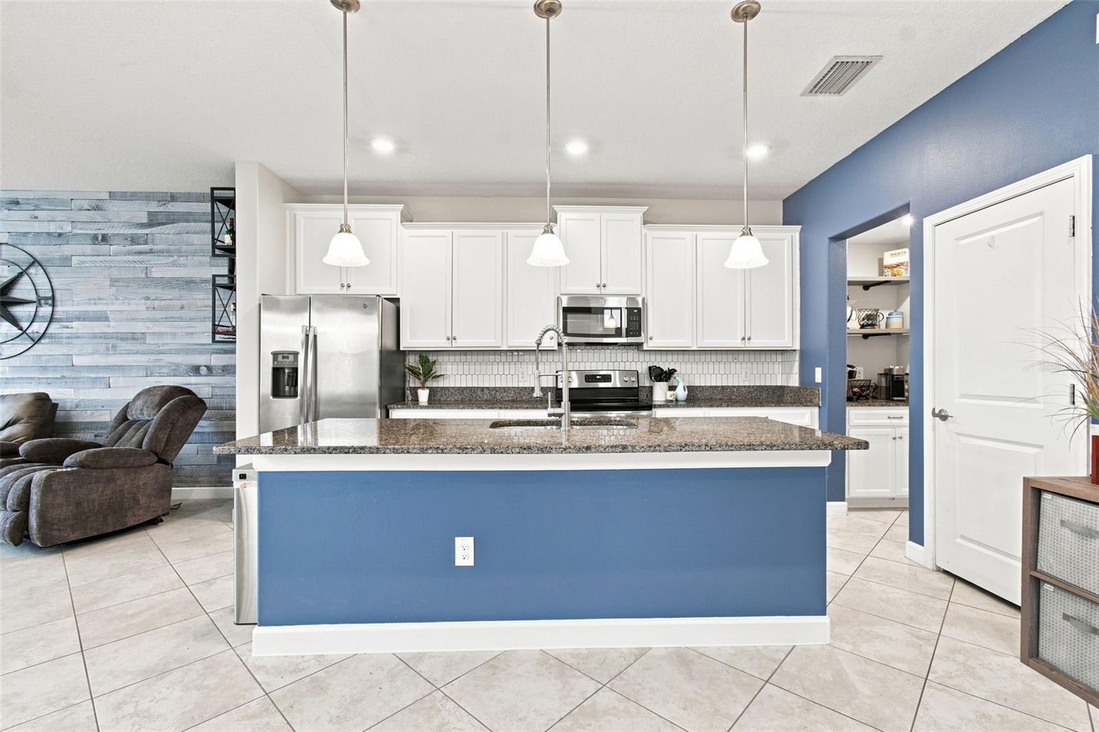 3207 PAINTED BLOSSOM COURT