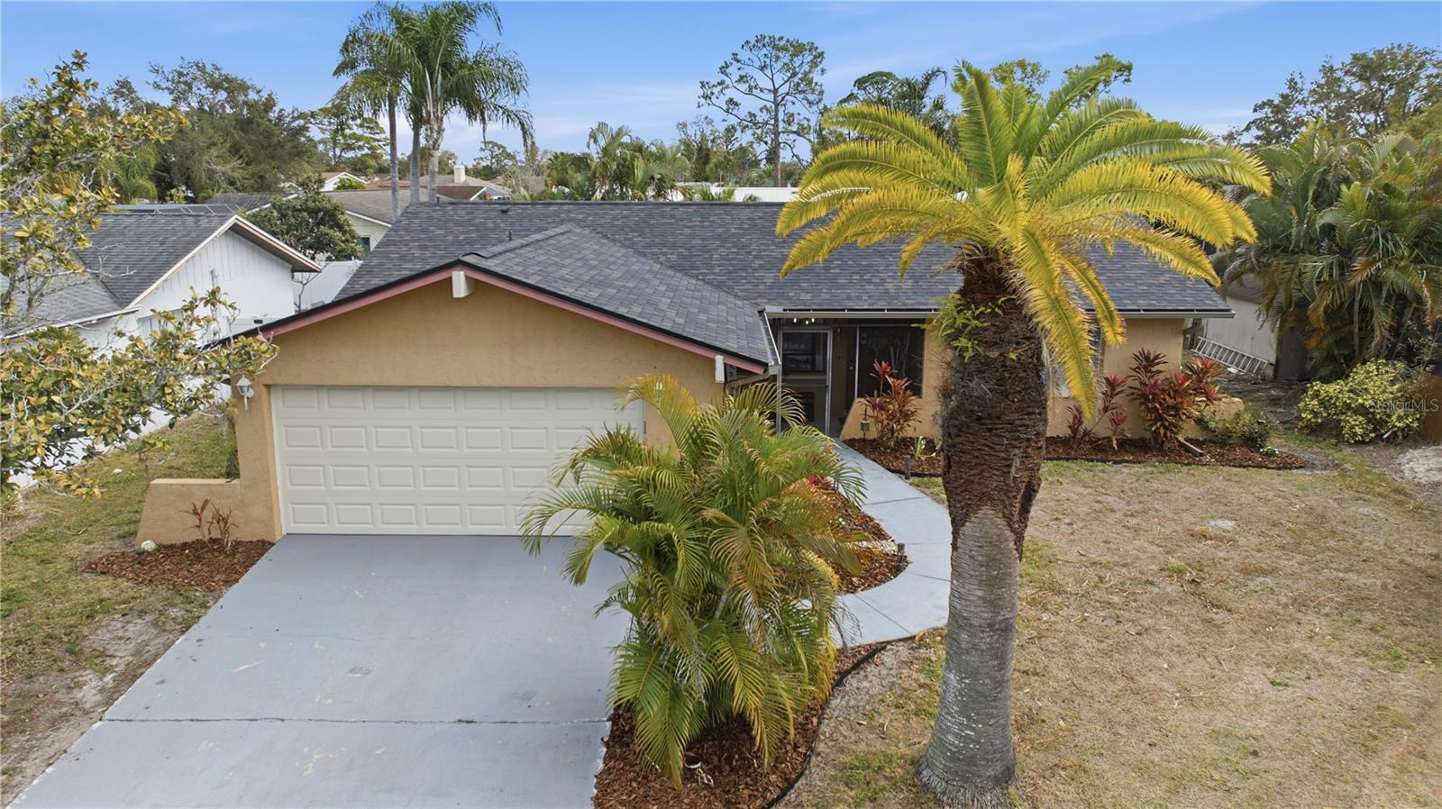 LAKE SARASOTA - Residential