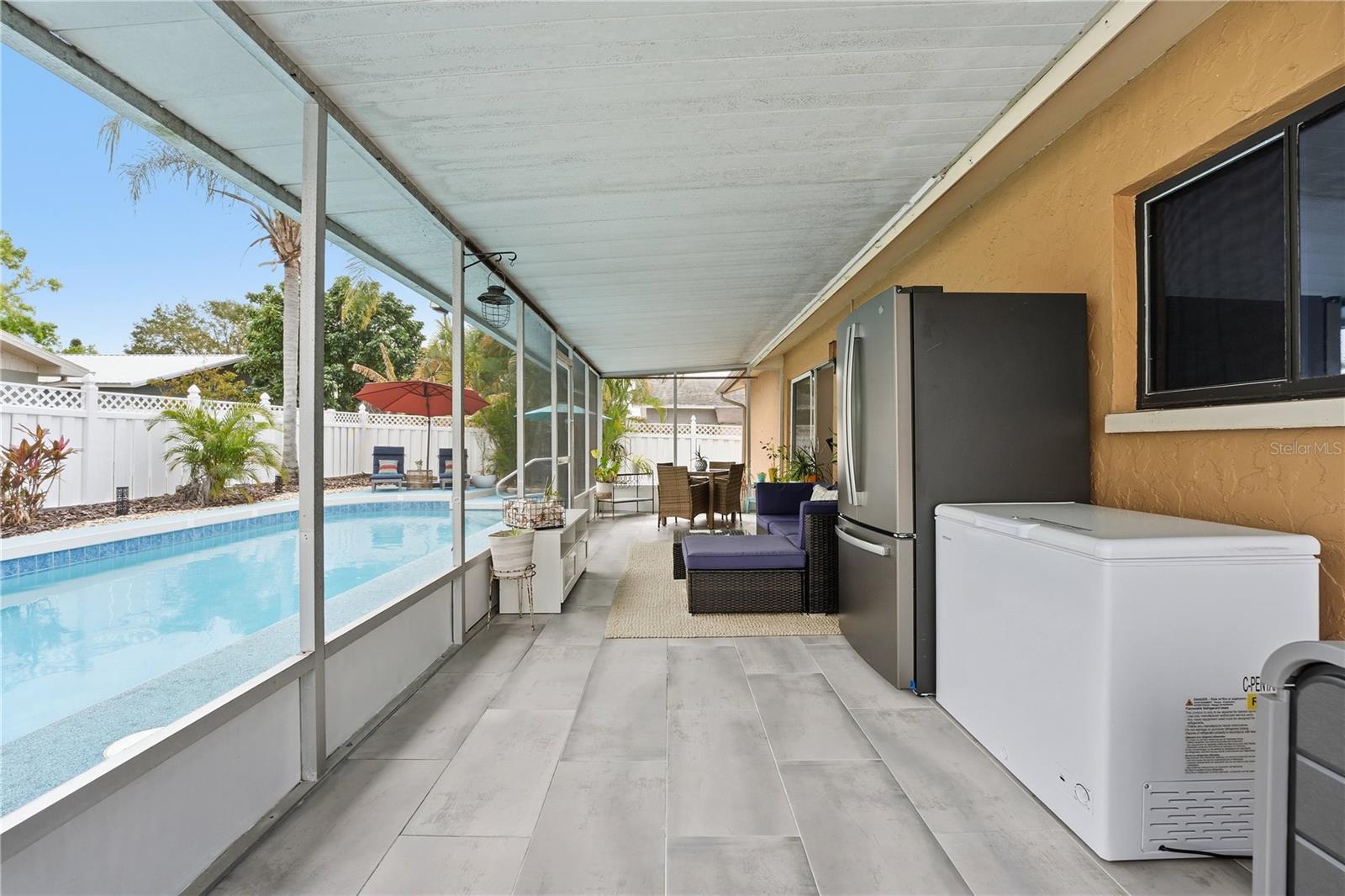 LAKE SARASOTA - Residential