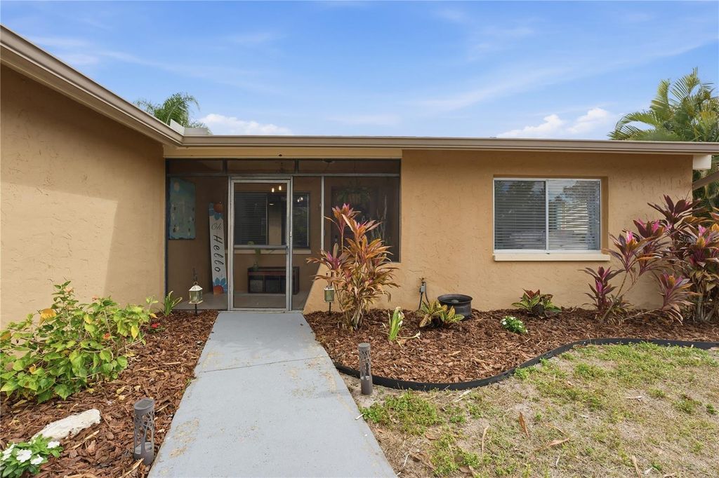 Photo of 4105 Honolulu Drive, Sarasota, FL 34241 (MLS # A4682281)