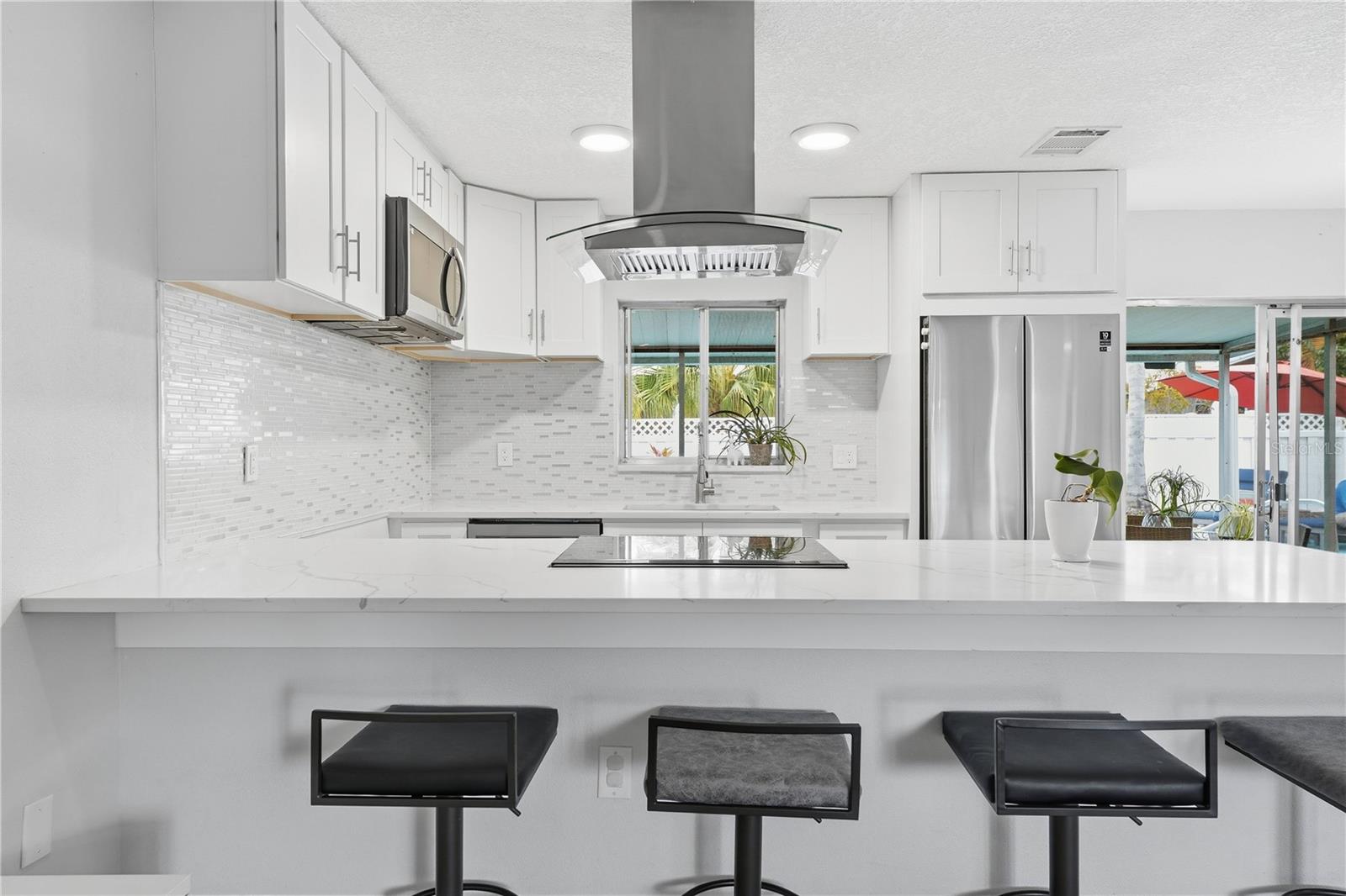 LAKE SARASOTA - Residential