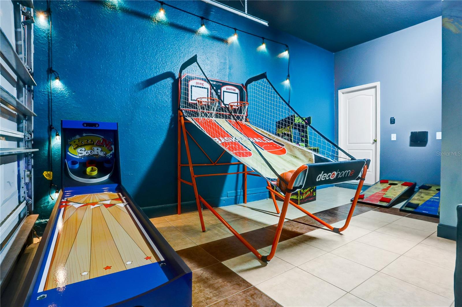 TUSCAN HILLS - Residential