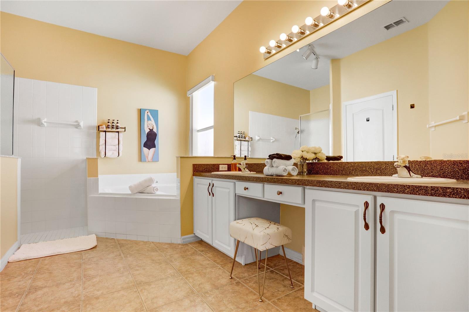 TUSCAN HILLS - Residential