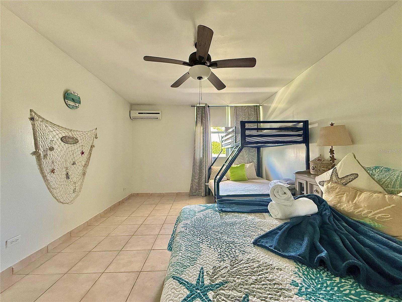 ISLETA MARINA II - Residential