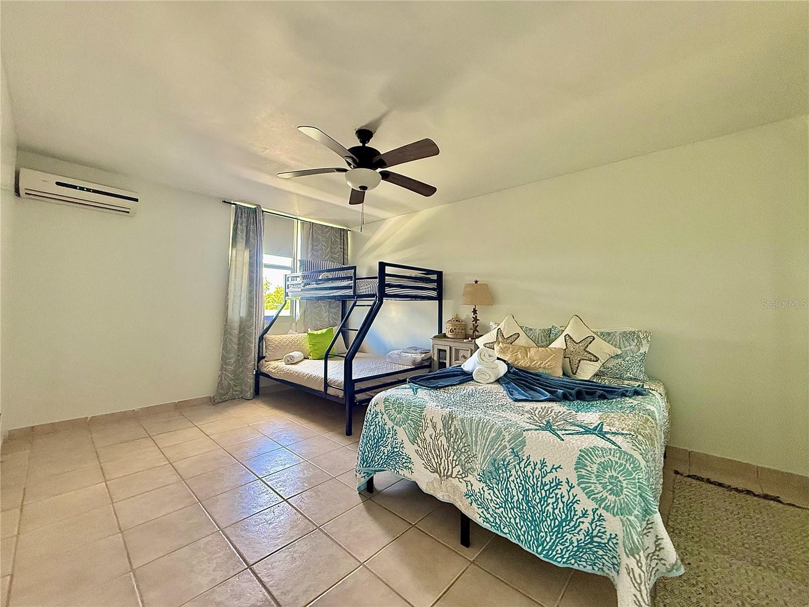 ISLETA MARINA II - Residential