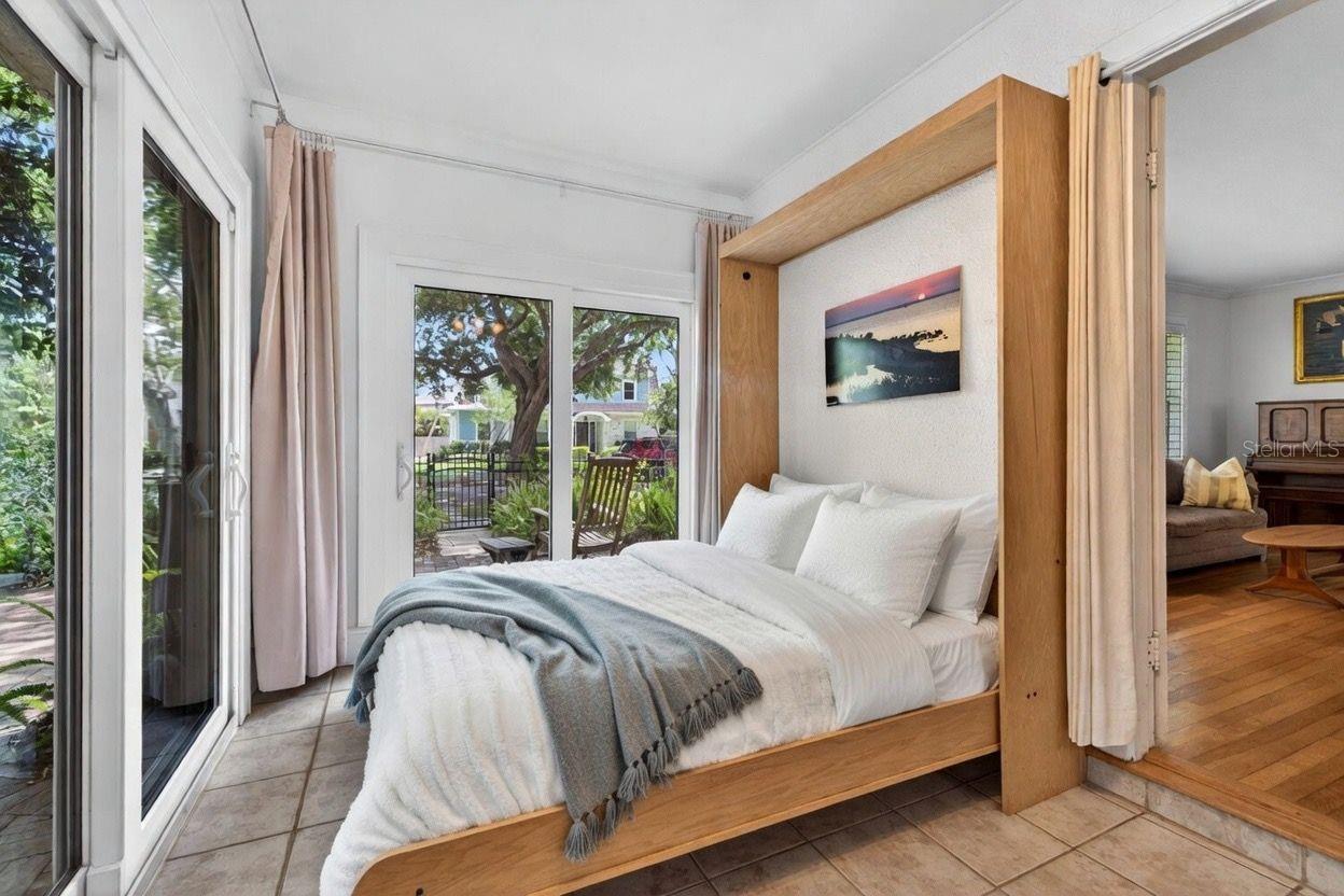 WOODLAWN - Residential