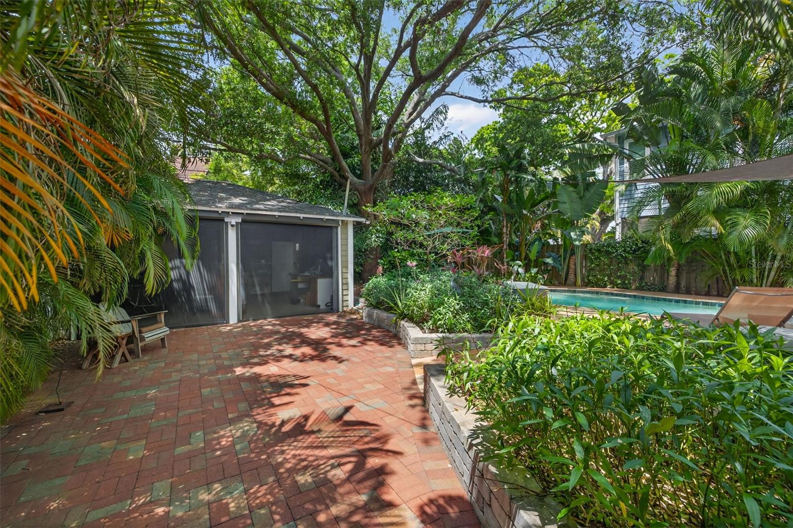 WOODLAWN - Residential