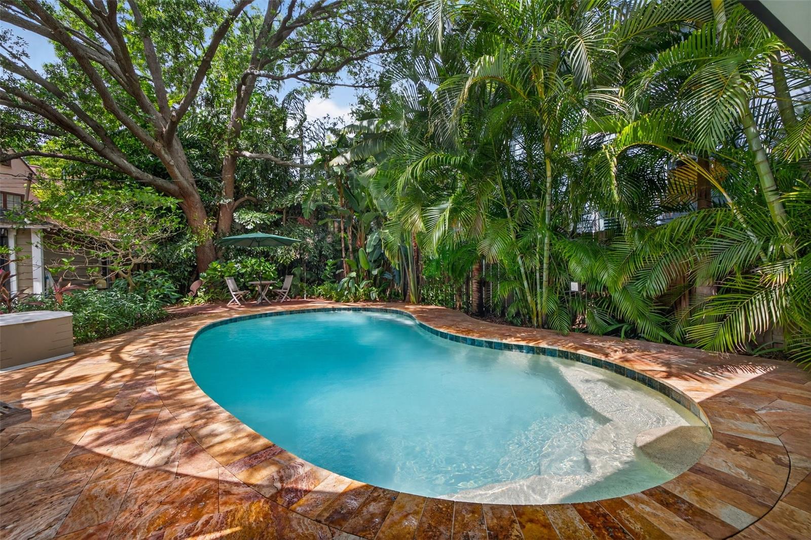 WOODLAWN - Residential