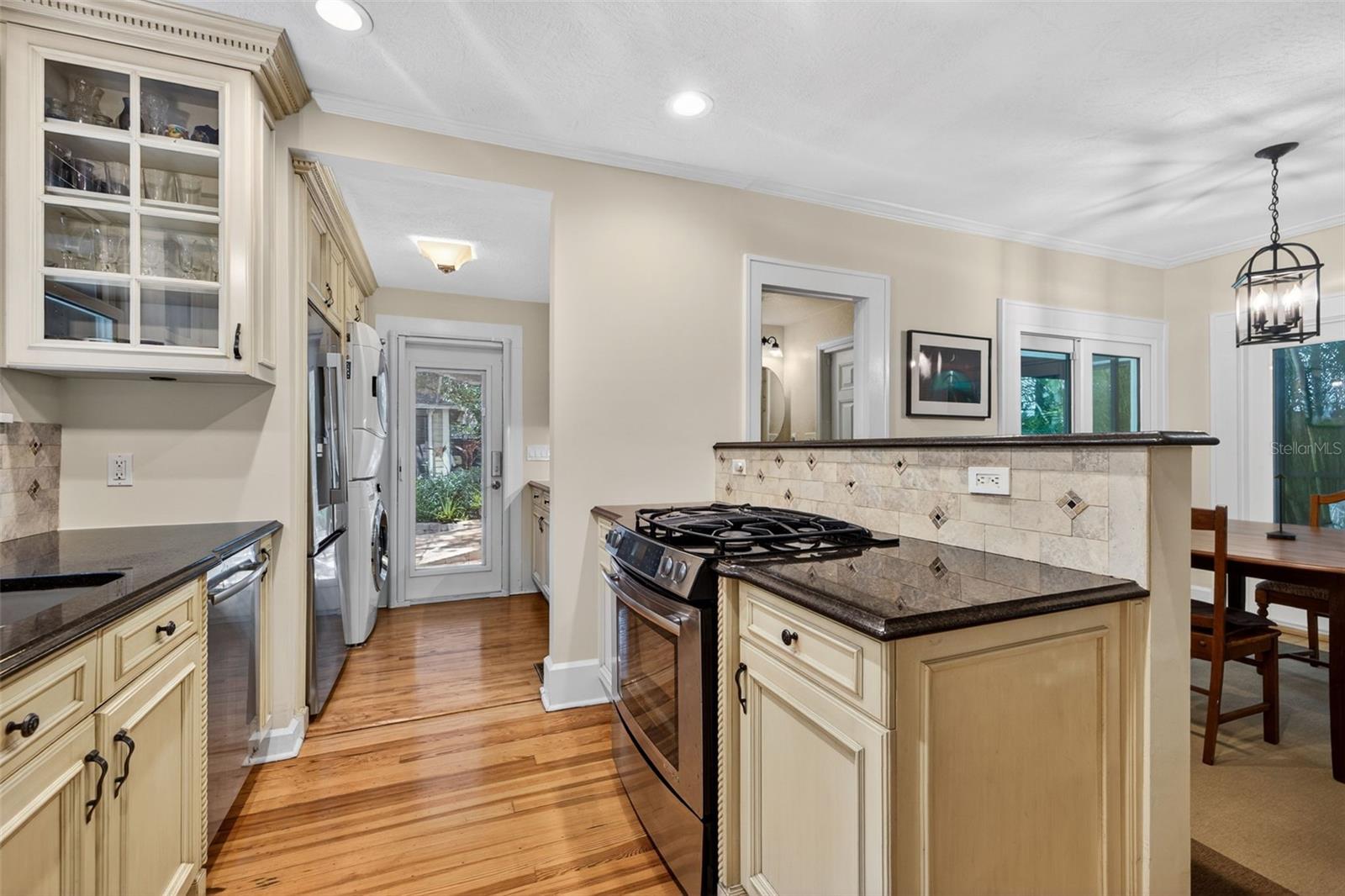 WOODLAWN - Residential