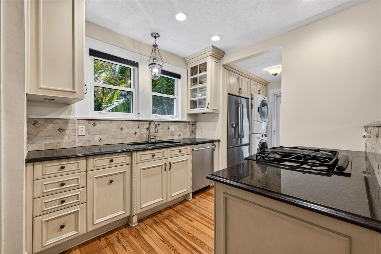 WOODLAWN - Residential