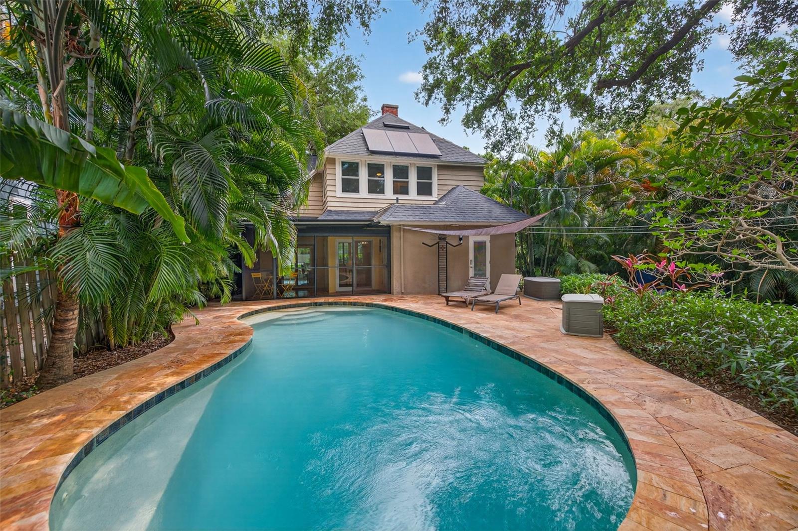 WOODLAWN - Residential