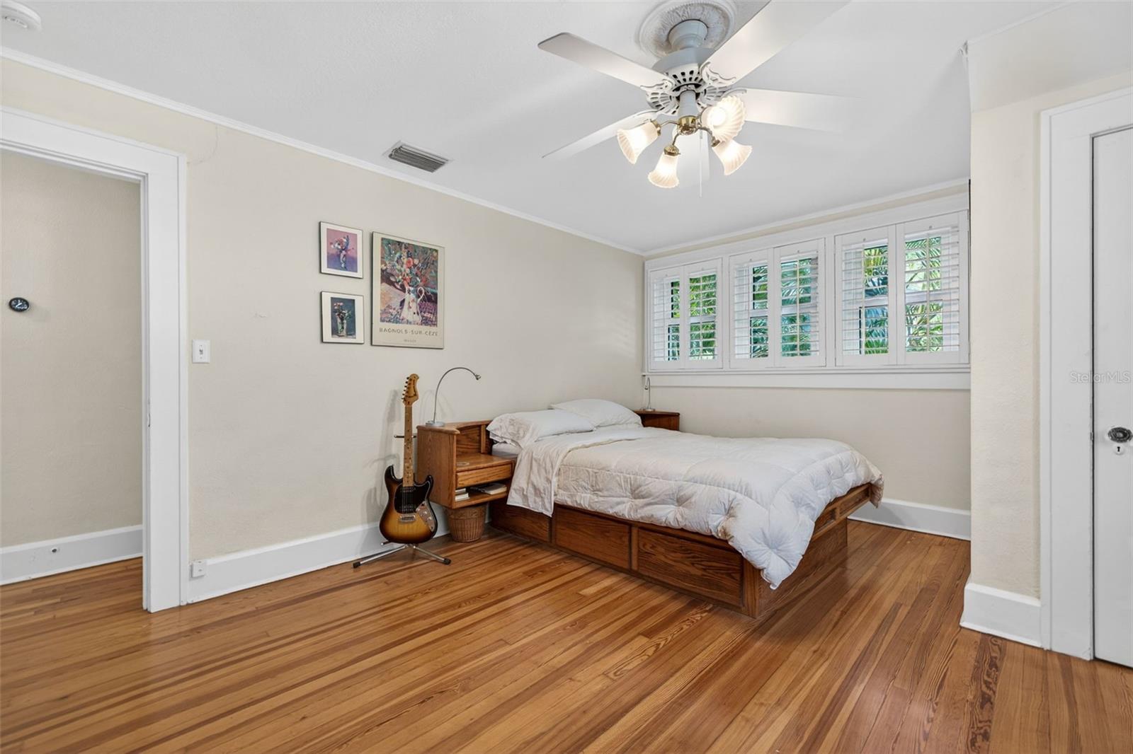 WOODLAWN - Residential