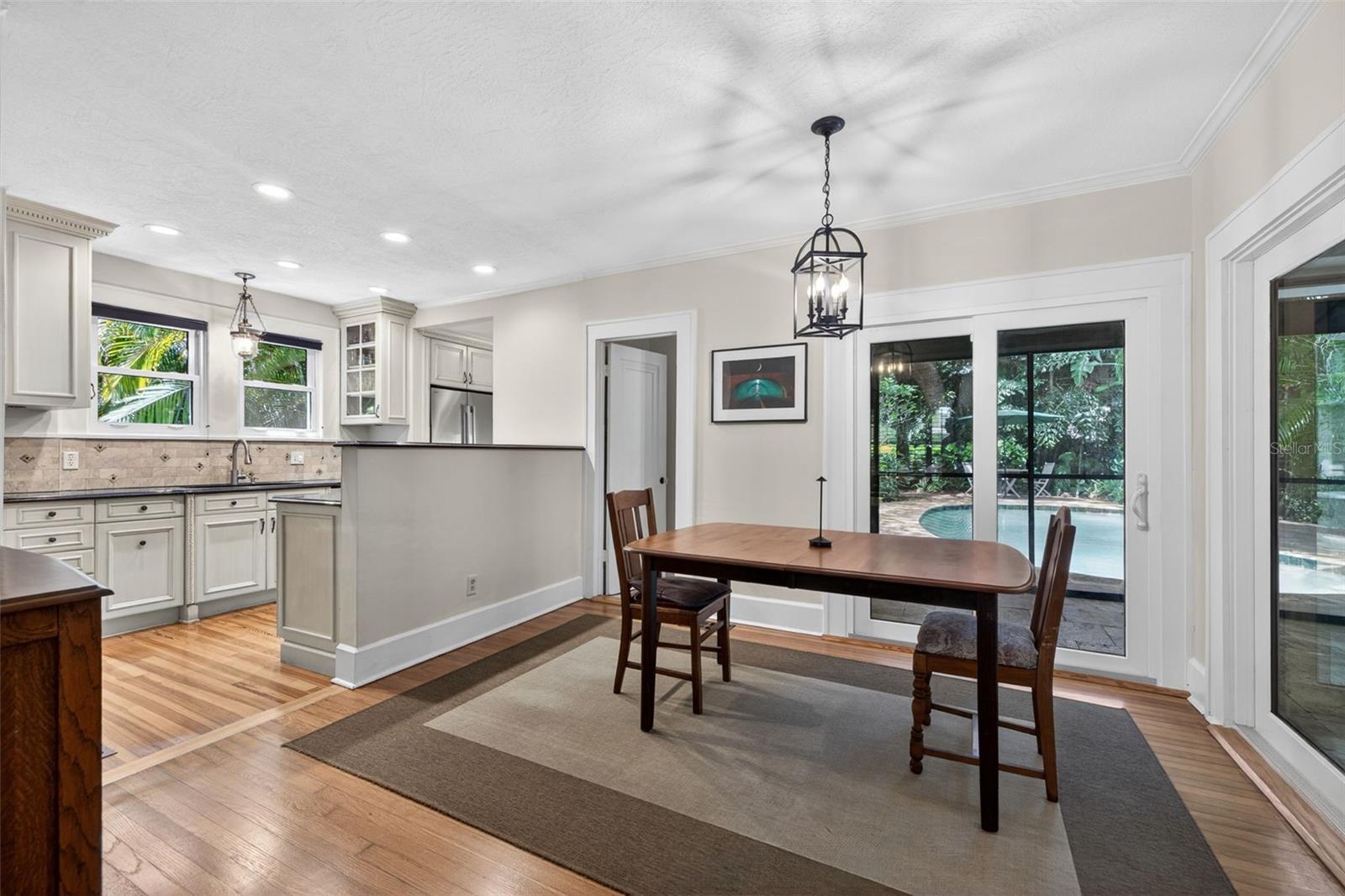 WOODLAWN - Residential