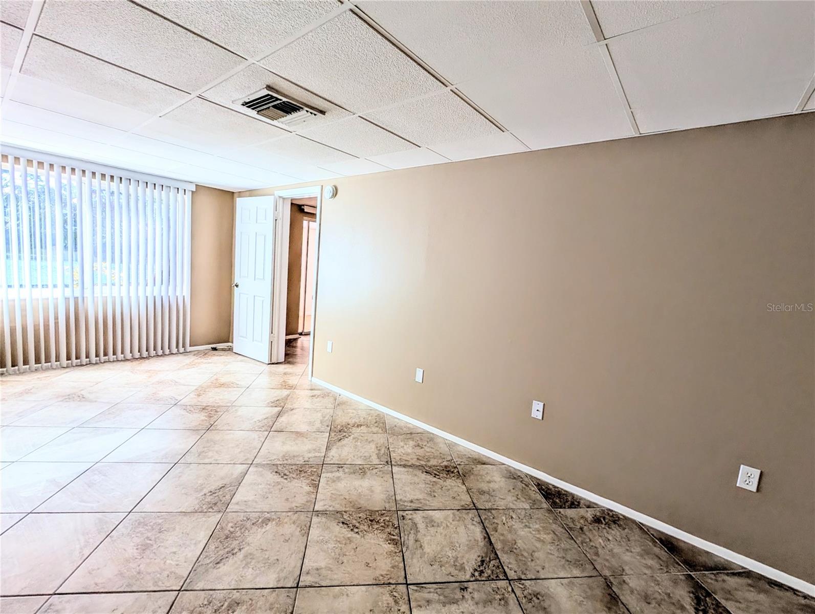 BAYSHORE ON THE LAKE APTS SEC 2 - Residential