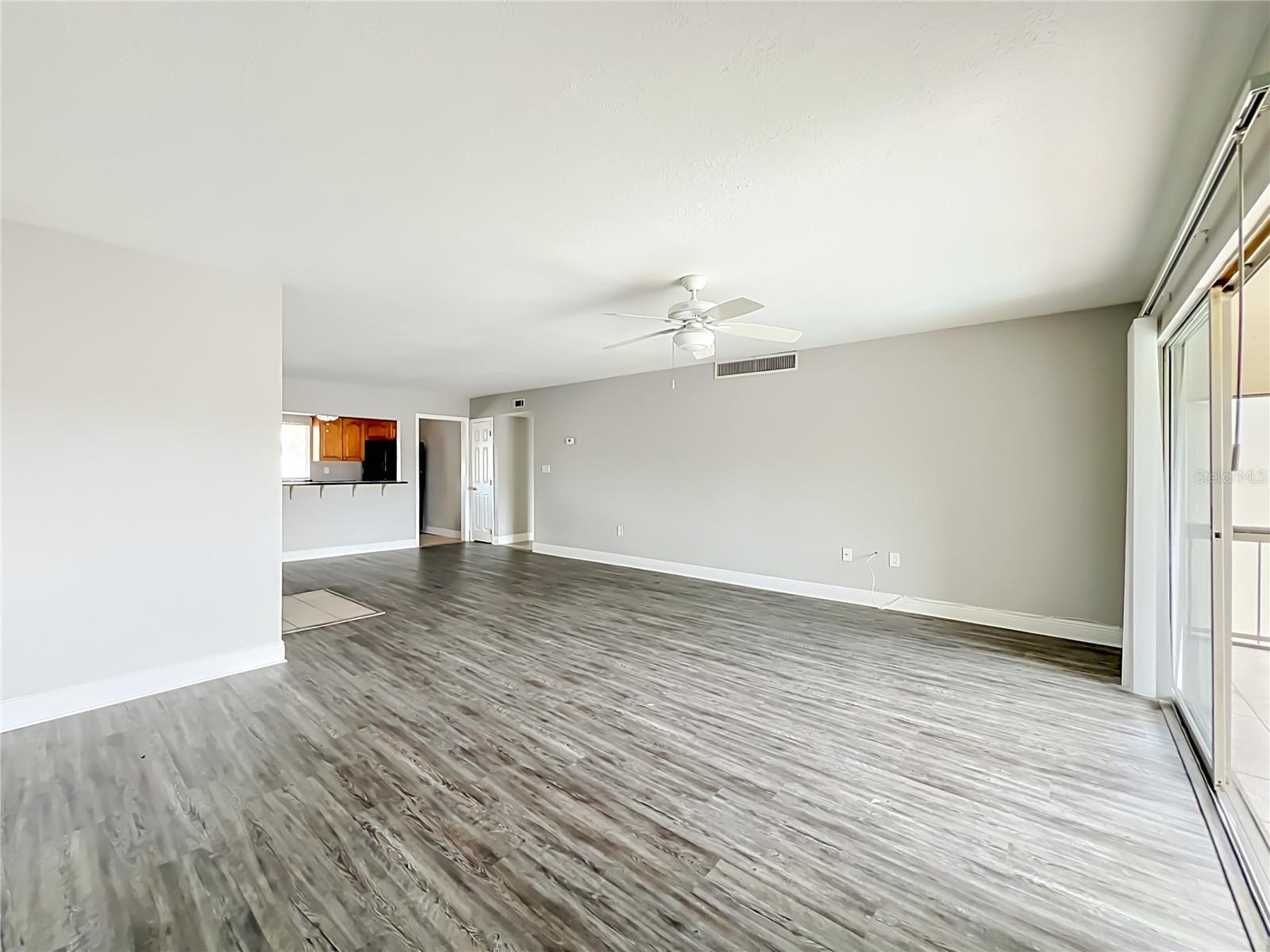 SANDY COVE - Residential