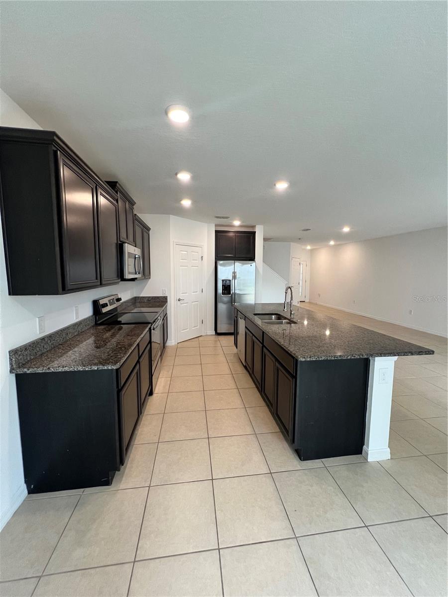 BELLA PARC TWNHMS - Residential