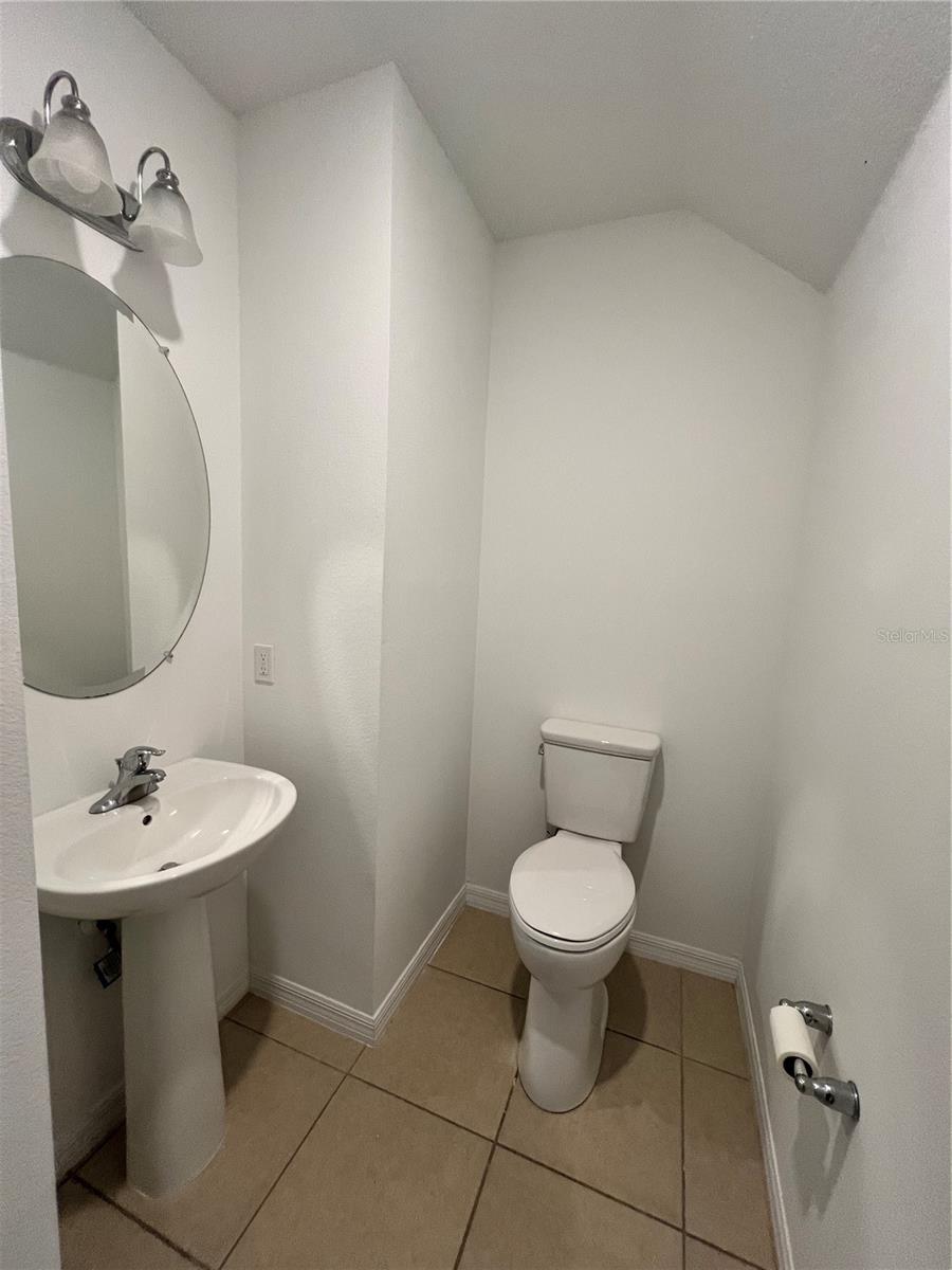 BELLA PARC TWNHMS - Residential