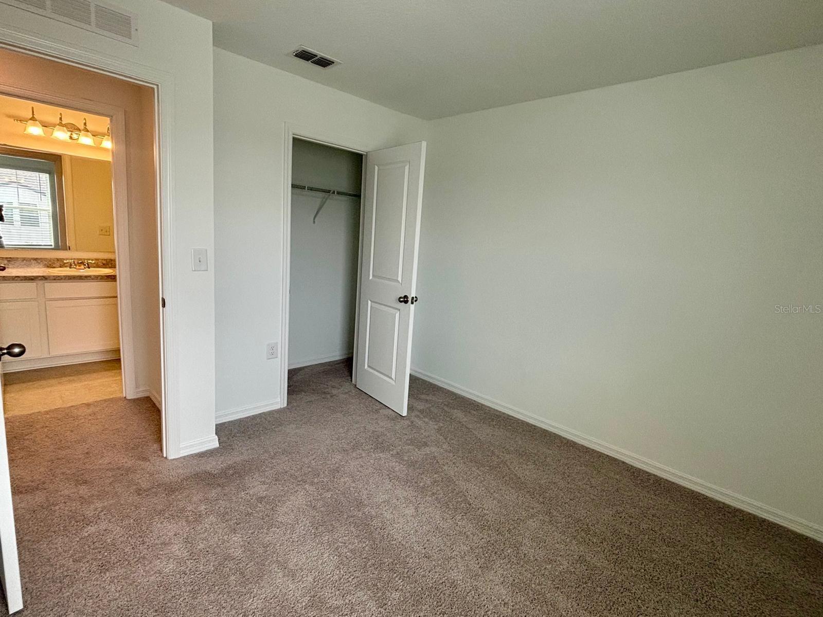 MADISON PLACE PH 3 - Residential Lease