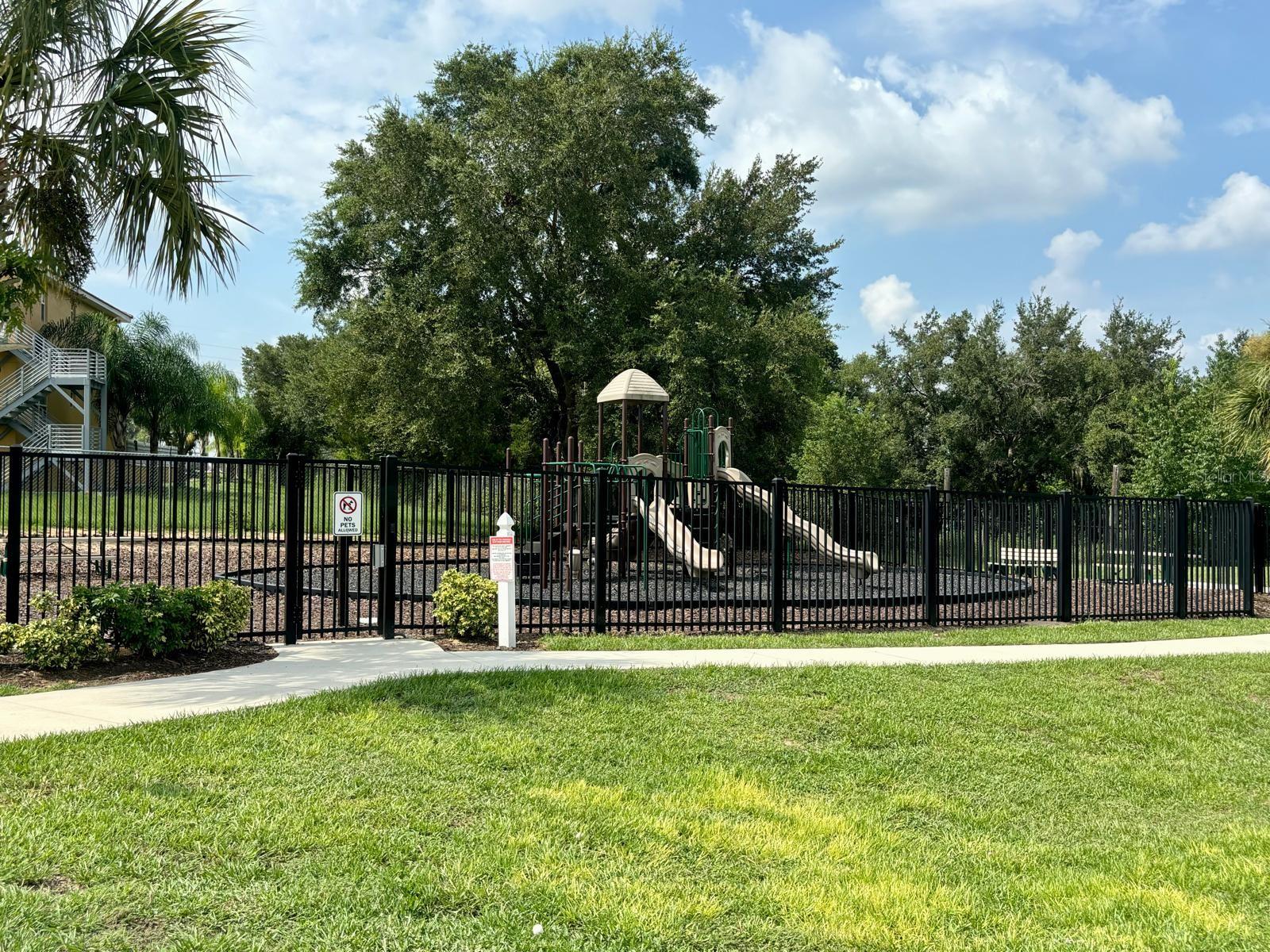 MADISON PLACE PH 3 - Residential Lease