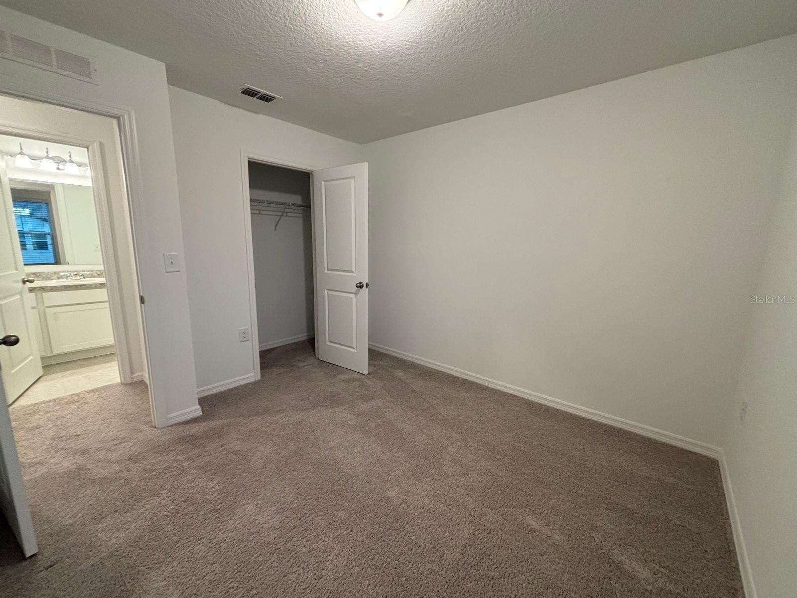 MADISON PLACE PH 3 - Residential Lease