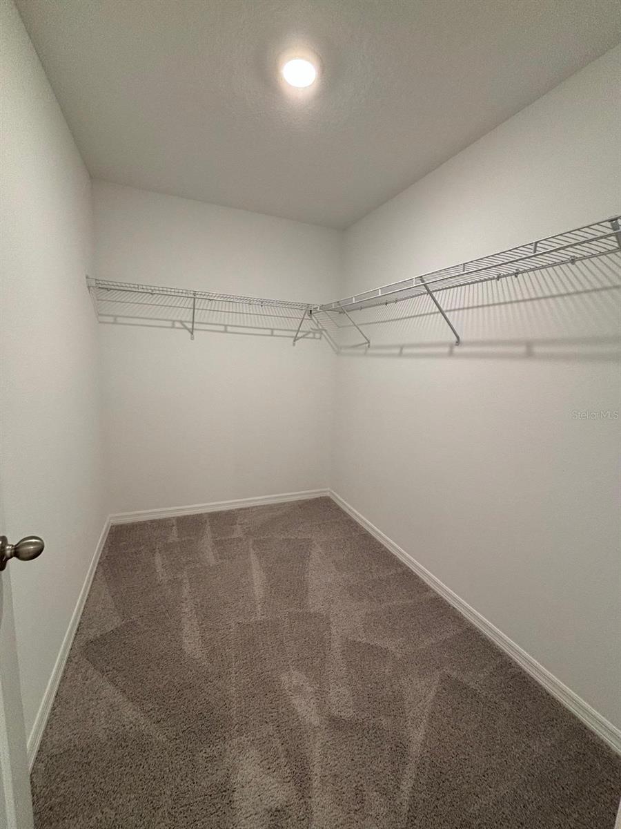 MADISON PLACE PH 3 - Residential Lease