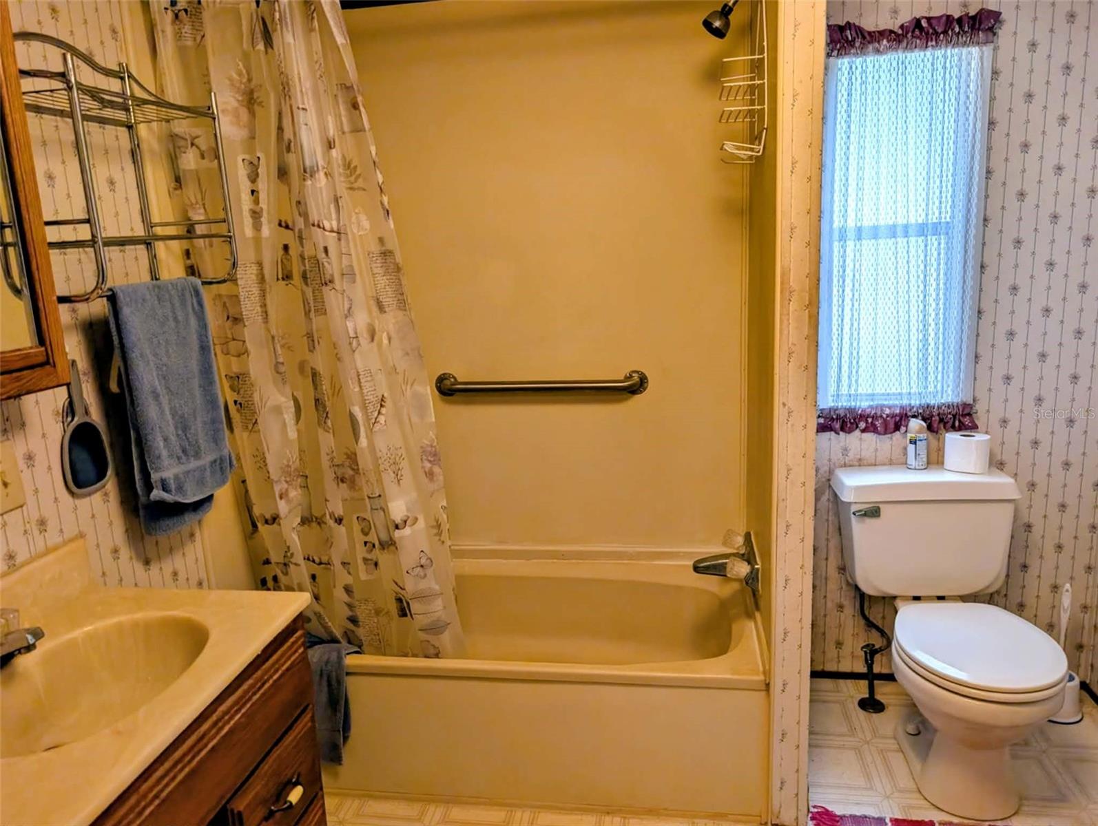 LITTLE LAKE WEIR - Residential