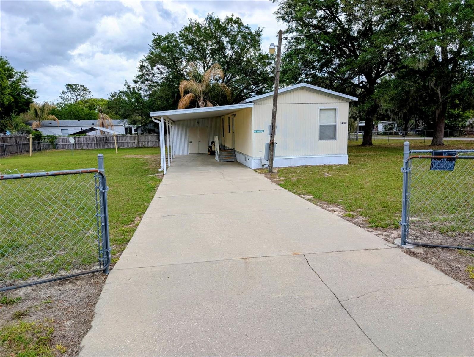LITTLE LAKE WEIR - Residential