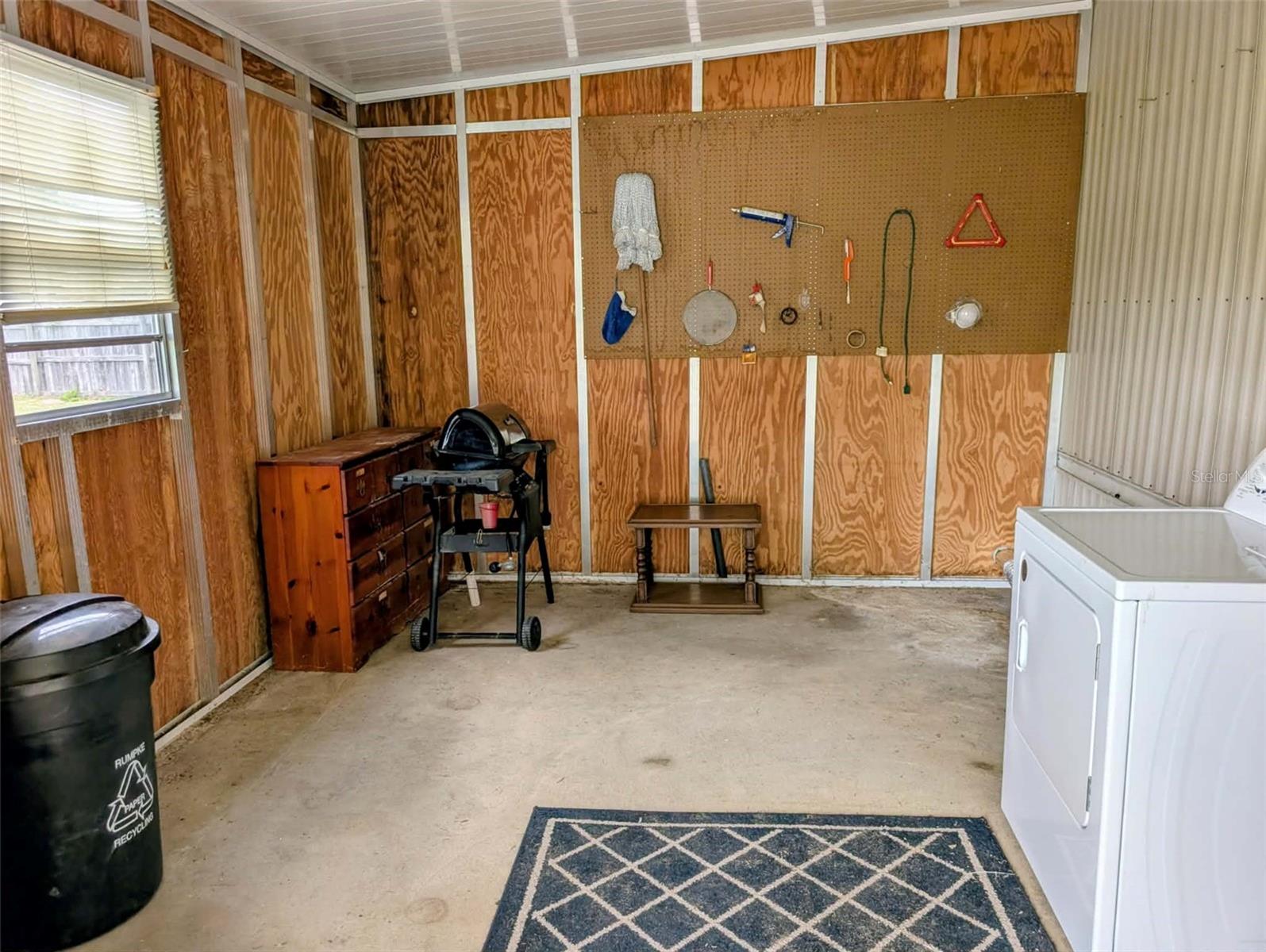 LITTLE LAKE WEIR - Residential