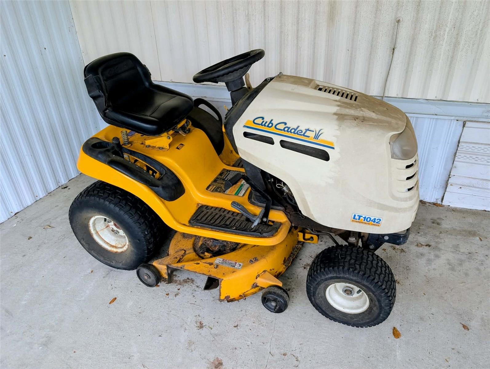 LITTLE LAKE WEIR - Residential