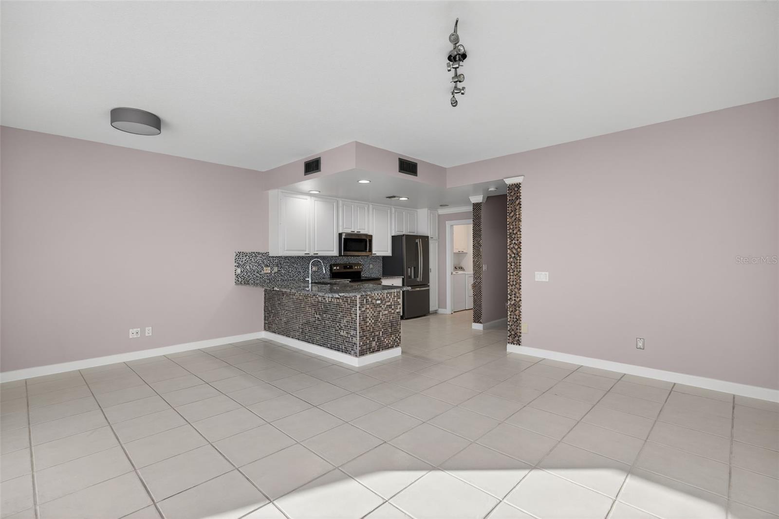 ISLAND WALK - Residential