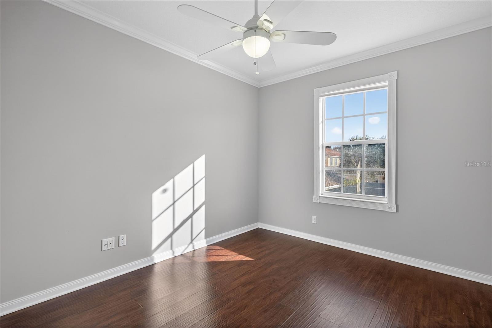 ISLAND WALK - Residential