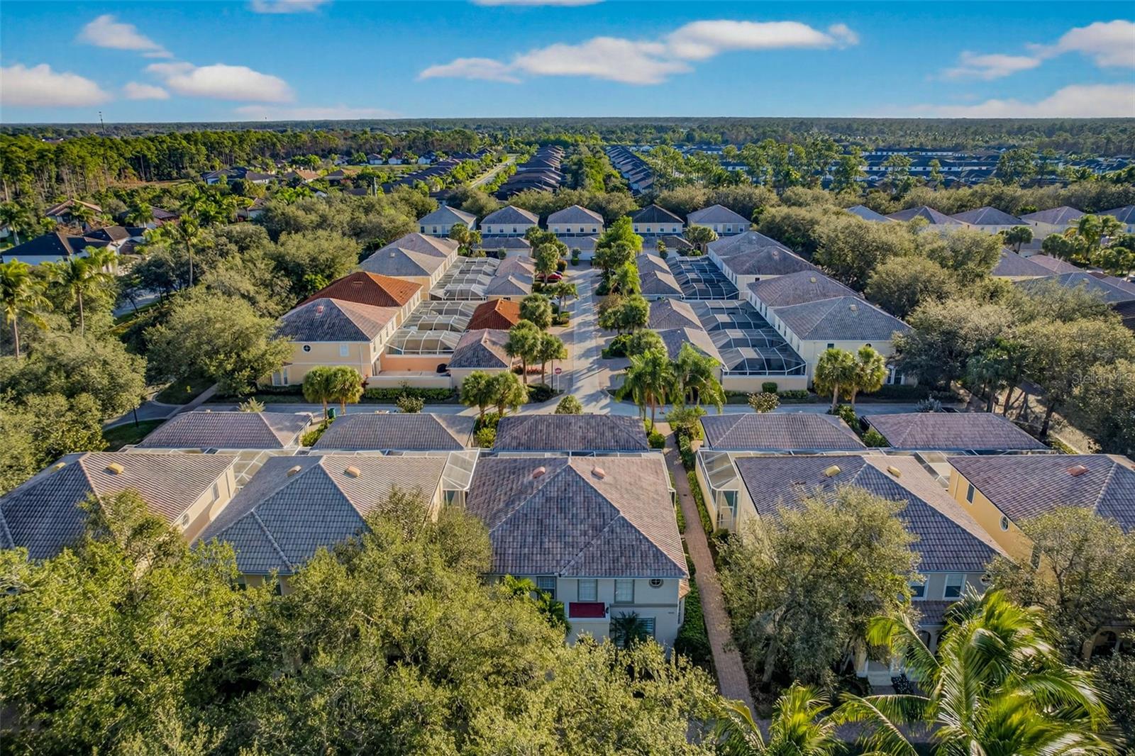 ISLAND WALK - Residential