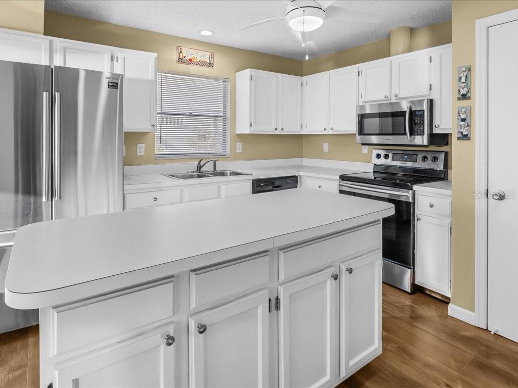 PARK FOREST - Residential